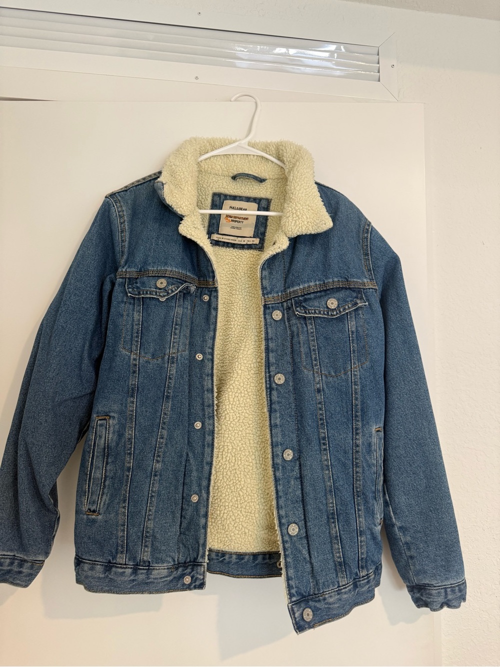 Pull&Bear Blue Denim Jacket with Cream Sherpa Lining